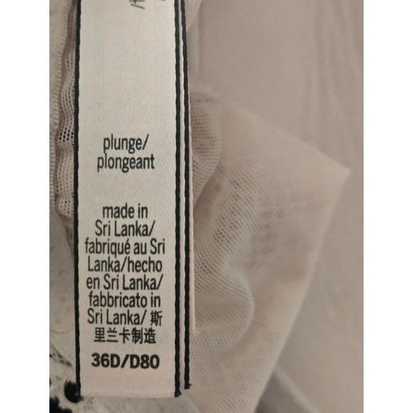 Victoria's Secret Bra Plunge Lace underwired size 36D - Picture 5 of 5